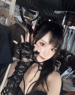 性感美女毛片_4K全集免费播放
